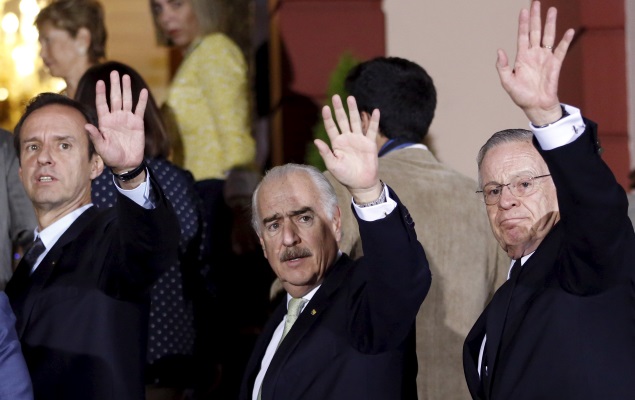 La oposición venezolana logra la mayoría en el parlamento y rompe la hegemonía chavista tras 16 años