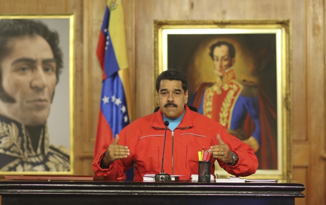 La oposición venezolana logra la mayoría en el parlamento y rompe la hegemonía chavista tras 16 años