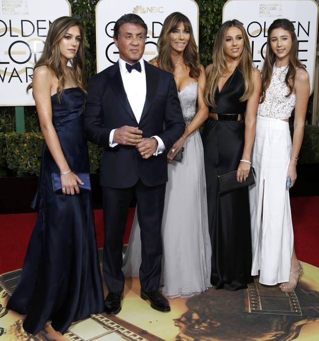 Sylvester Stallone junto a su mujer y sus hijas