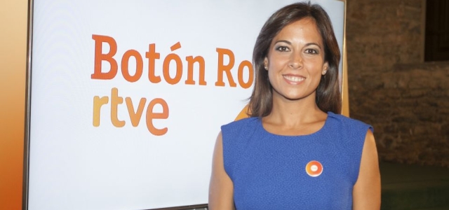 mara-torres-botonrojo.jpg