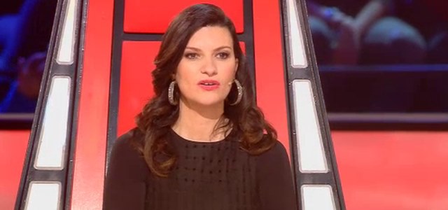 pausini-beso.jpg