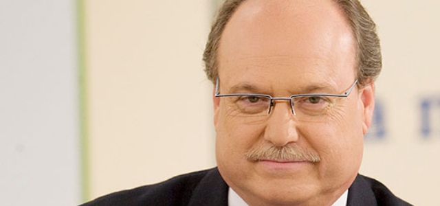 luis-gutierrez.jpg