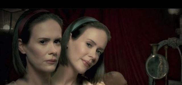 trailer-freak-show.jpg