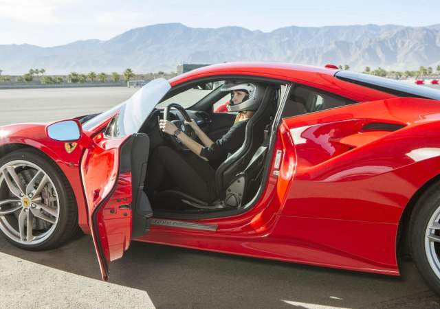 ferrari-bloomberg.jpg
