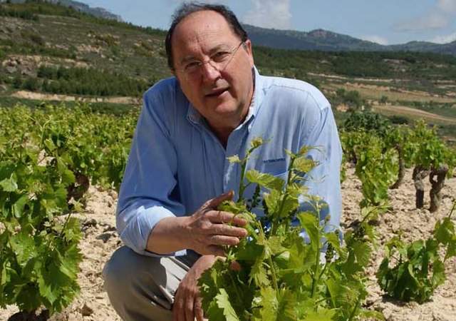 carlos-moro-1.jpg