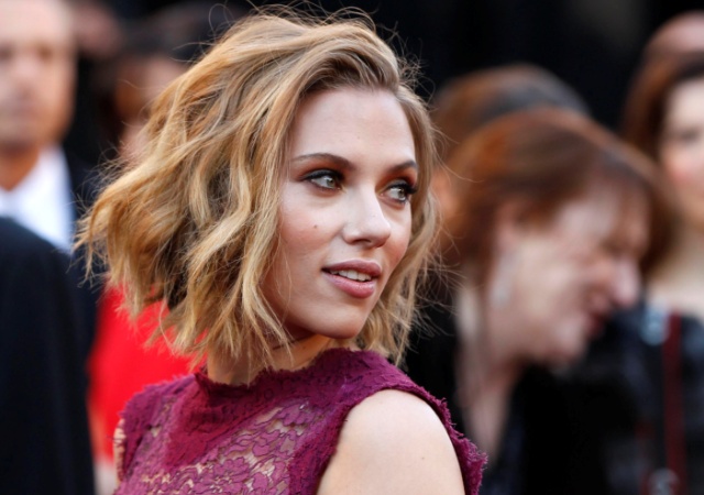 scarlettjohanssonsexy.jpg