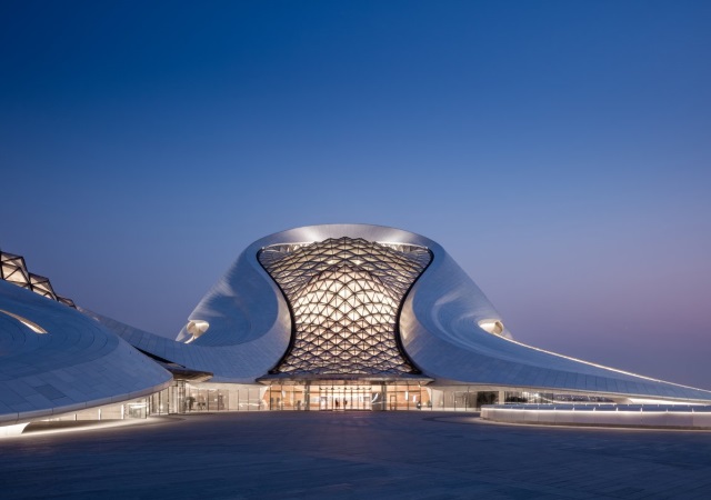 opera-house-harbin-2.jpg