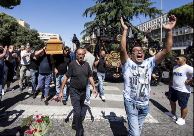 lujo-funeral4.jpg