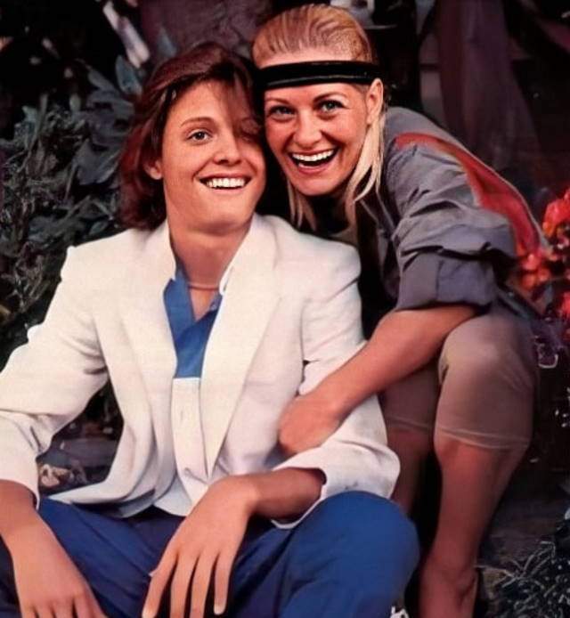 El Misterio De La Madre De Luis Miguel Estaria Viva Y Se Habria Encontrado Con El Cantante Informalia Es