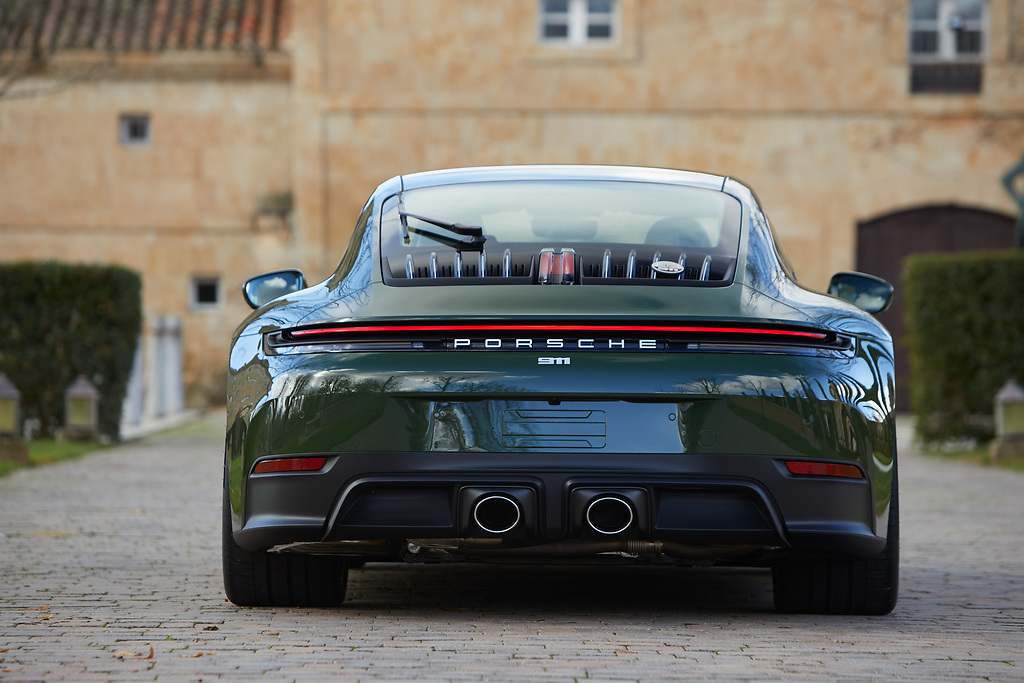 Impactante zaga la del 911 con detalles que personalizan esta edición limitada para España y Portugal.