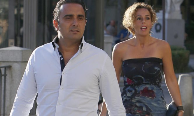 rocio-fidel-robook.jpg