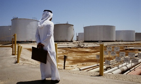 Arabia Saudí 'reconoce' el fin de la era del petróleo con la venta ...