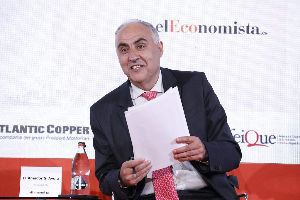 Modera D. Amador G. Ayora, director de elEconomista.