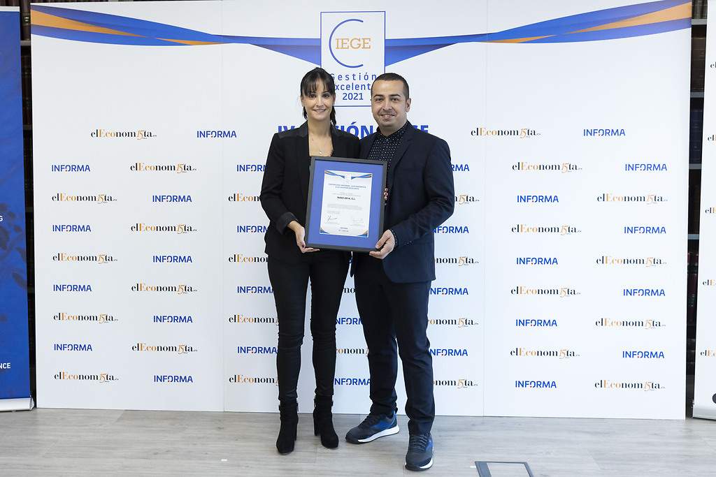 Raúl Navarro y Cristina Vargas de Naes 2014