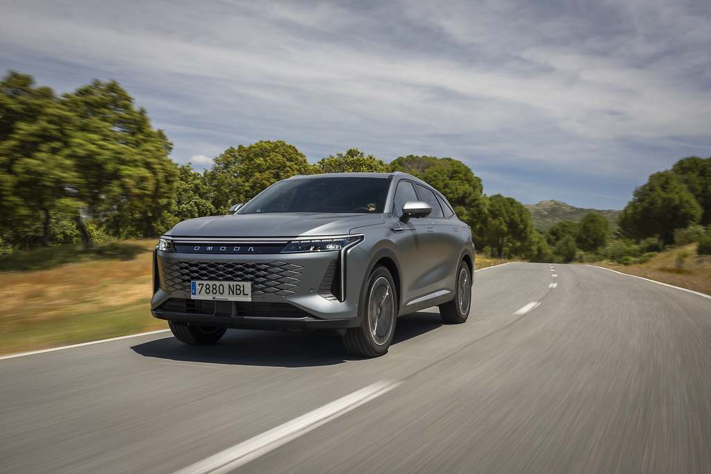 Nuevo Omoda 9 híbrido enchufable, desde 39.900 euros con ayudas