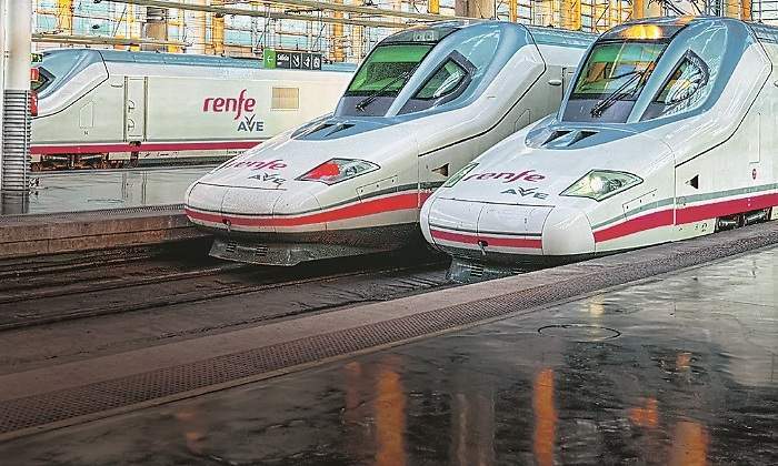 700x420_ave-renfe-trenes-atocha-770x420.jpg