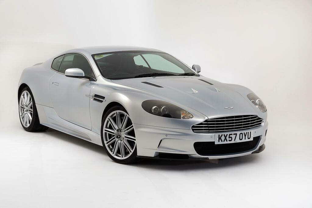 Aston Martin DBS V12