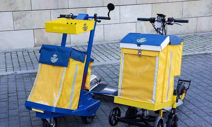 Carros-de-reparto-asistido-Mooevo-y-Scoobic.jpg