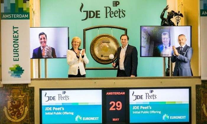 Jde-Peets-listing-768x512.jpg