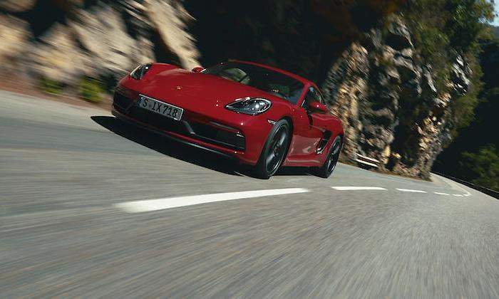 porsche-718-gts-4.0-2020-01.jpg
