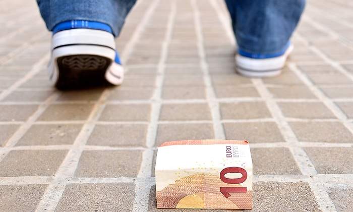billete-dinero-renta-ingresos.jpg