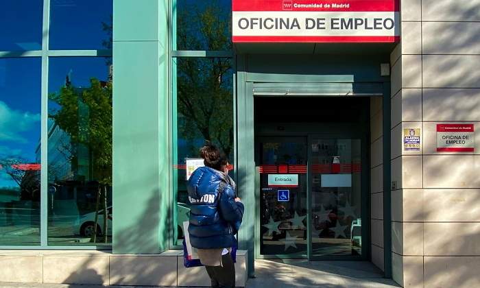 mujer-entra-sepe-madrid-ep.jpg