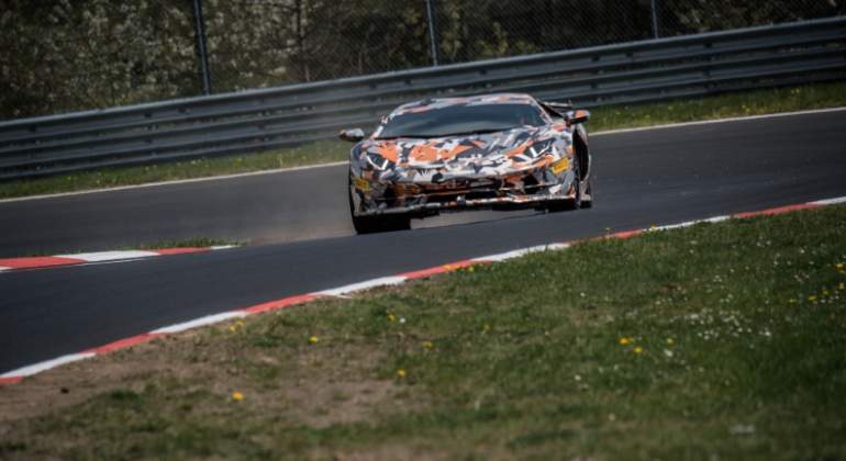 Lamborhgini Aventador.