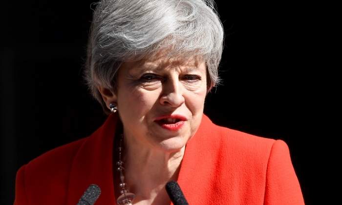 may-theresa-dimision-clara-reuters.jpg
