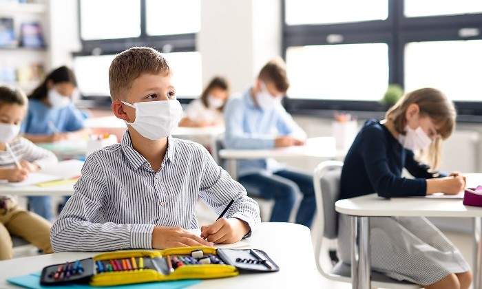 estudiantes-mascarillas-3.jpg