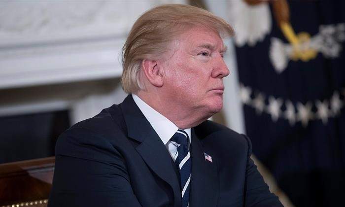 trump-21feb2018-efe.jpg