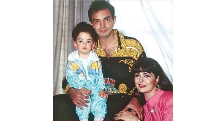 Eugenio Derbez borra a Victoria Ruffo de antigua foto ...