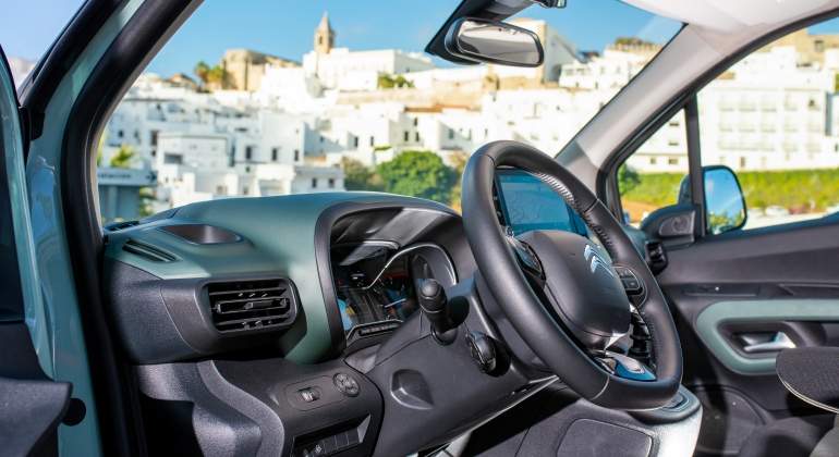 Interior Edición centenario Berlingo.