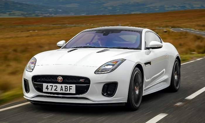 Jaguar-F-Type-Chequered-Flag-2018-01.jpg