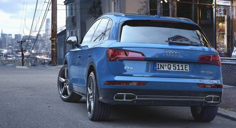Trasera del Audi Q5 55 TSFIe.