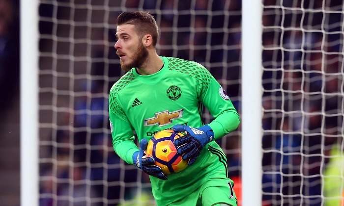 DeGea-atrapa-balon-2017-reuters.jpg