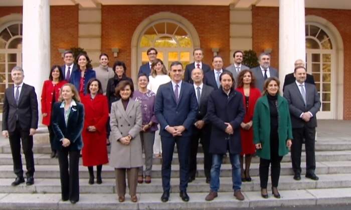 fotofamilia-escalinatas-moncloa.jpg