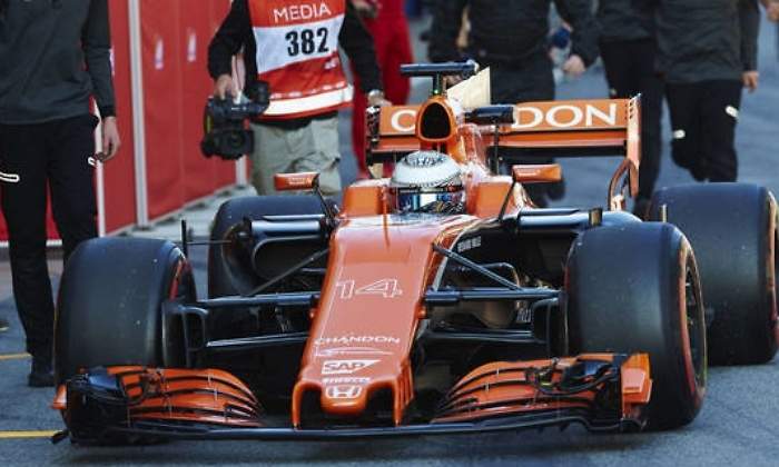 mclaren-alonso-box-efe.jpg