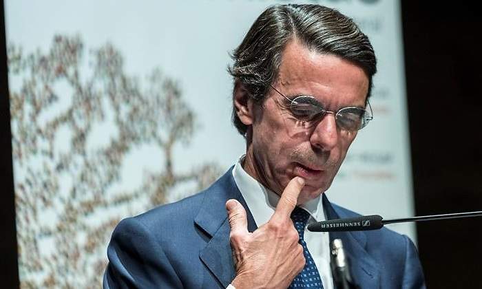 aznar-economistas-efe.jpg