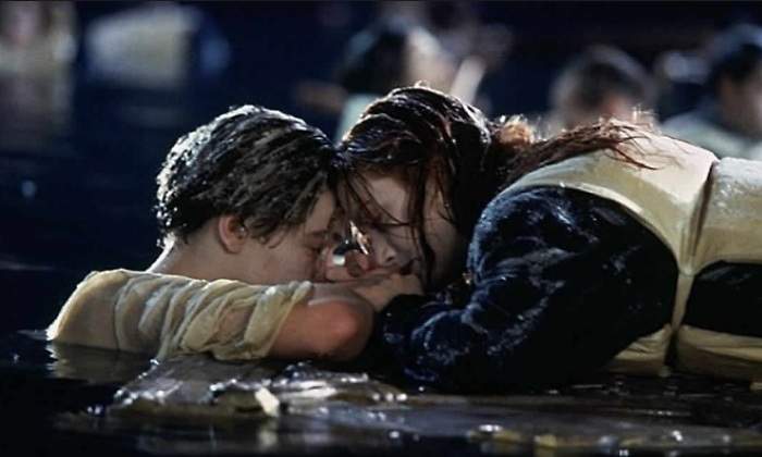 jack-kate-tabla-titanic.jpg