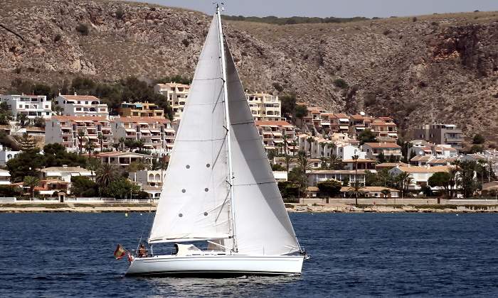 barco-turismo-espanol-dreamstime.jpg