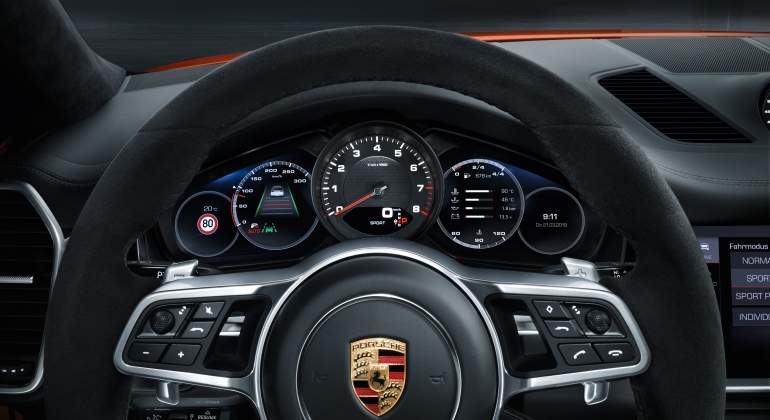 Porsche Cayenne en la carrocería coupe.