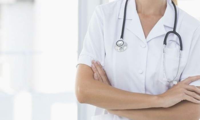 salud-medico-chica.jpg
