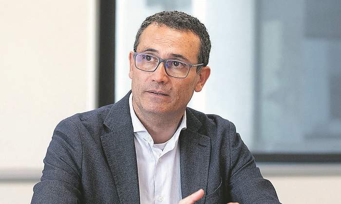 Carlos-Morales.jpg