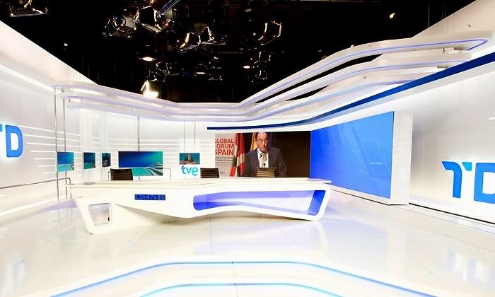 TVE-plato-telediario.jpg