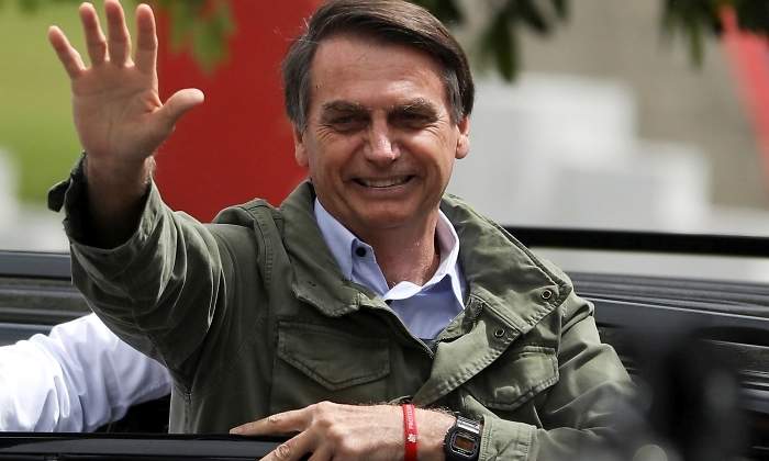 bolsonaro-jair-reuters-saluda.jpg