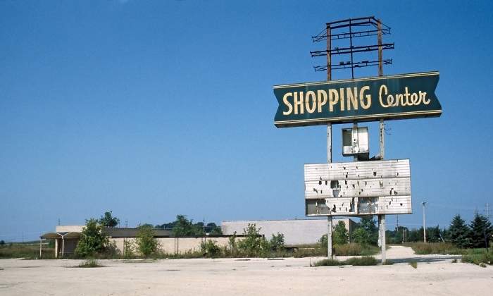 Centro-comercial-abandonado-Getty.jpg