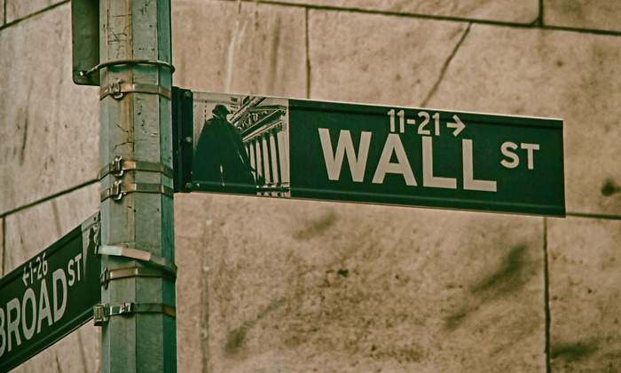 WallStreet-dreamstime.jpg