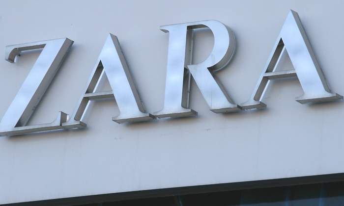 ZARA-cartel-gris.jpg