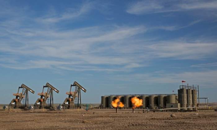petroleo-fuego.jpg