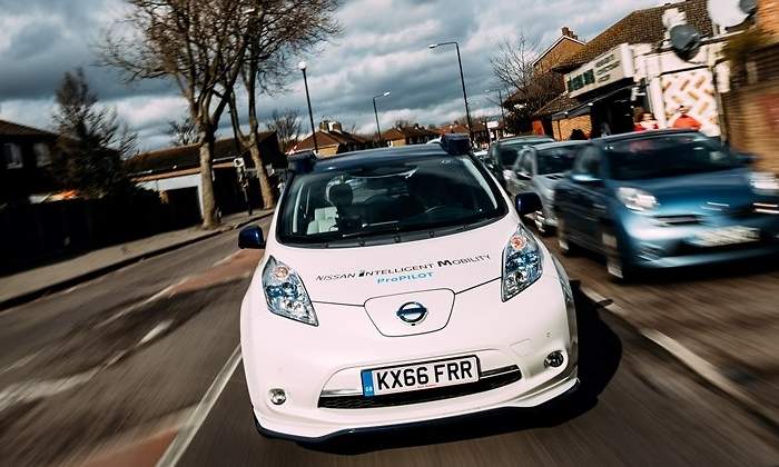 coche-autonomo-nissan-londres.jpg